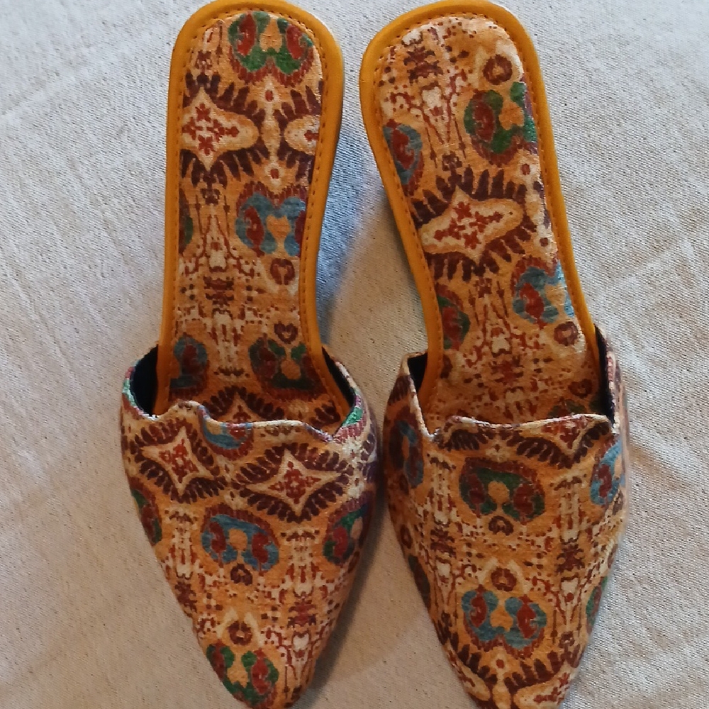 Elegant Multicolor Slip-On Mules